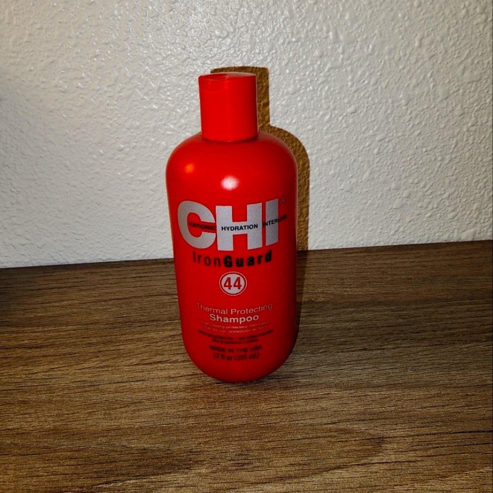 CHI iron guard thermal Protection Shampoo
